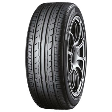 YOKOHAMA 185/55R16 83V BLUEARTH ES32 - Sommerdekk